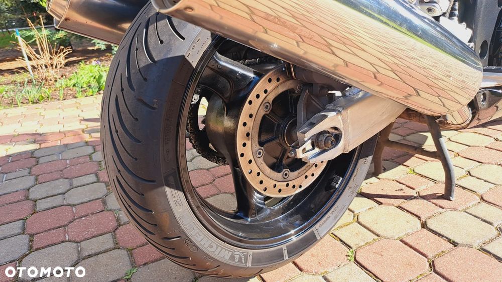 Honda CBR - 18