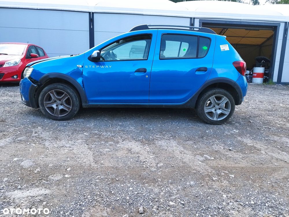Dacia Sandero Stepway TCe 90 (S&S) Celebration - 6