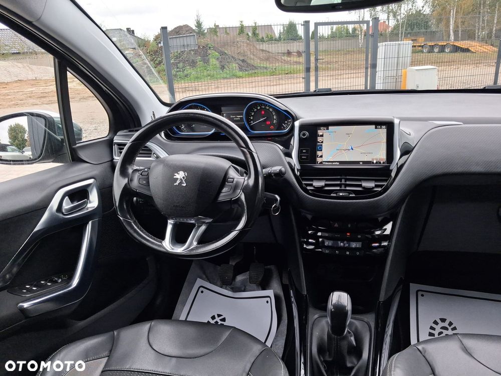 Peugeot 2008 PureTech 82 Allure - 11