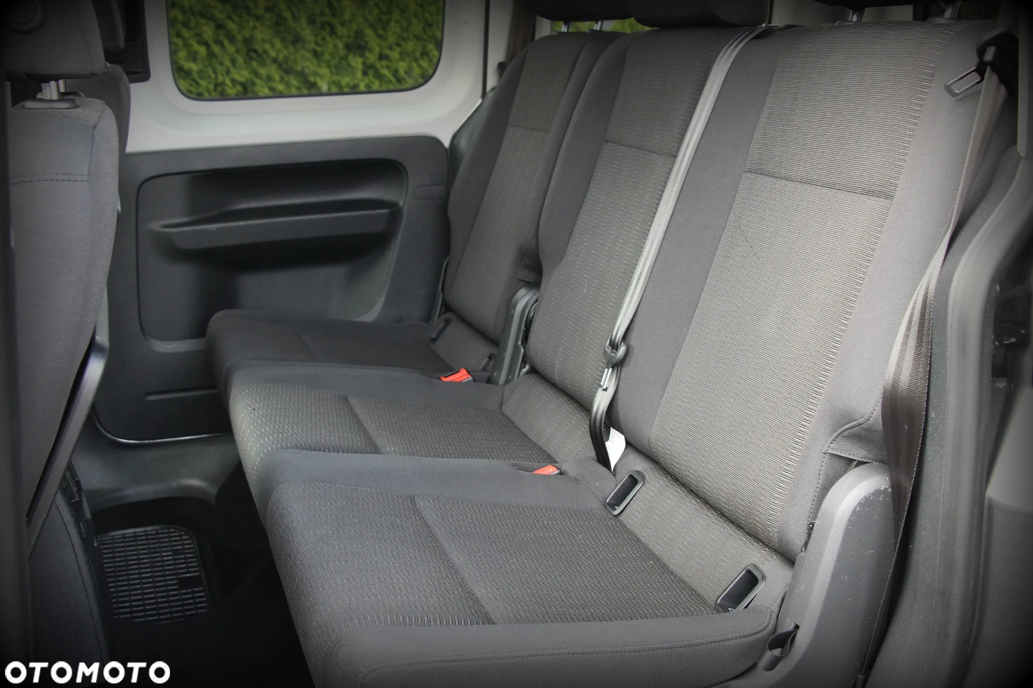 Volkswagen Caddy 2.0 TDI Comfortline DSG - 16