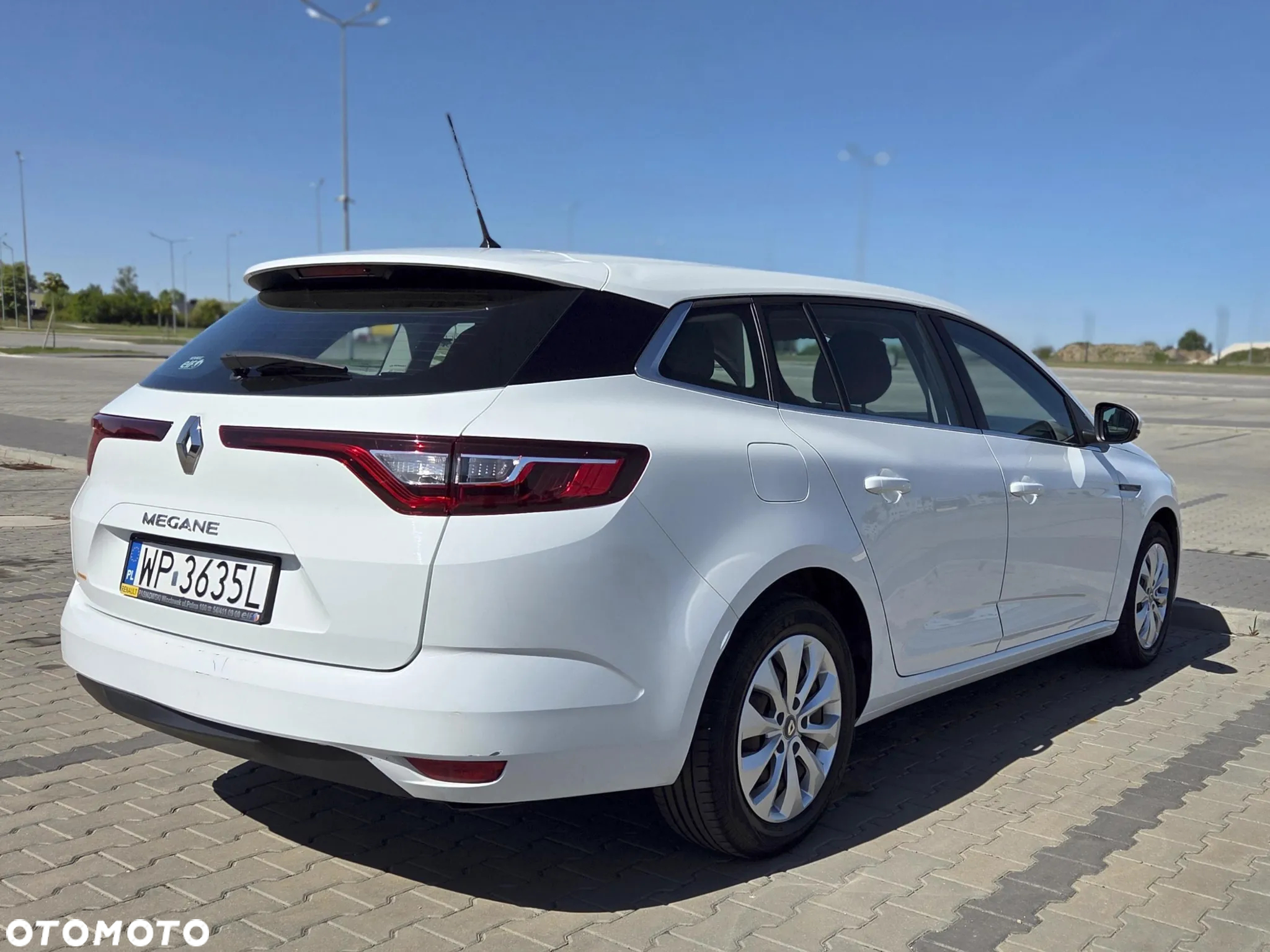 Renault Megane 1.6 SCe Life - 7