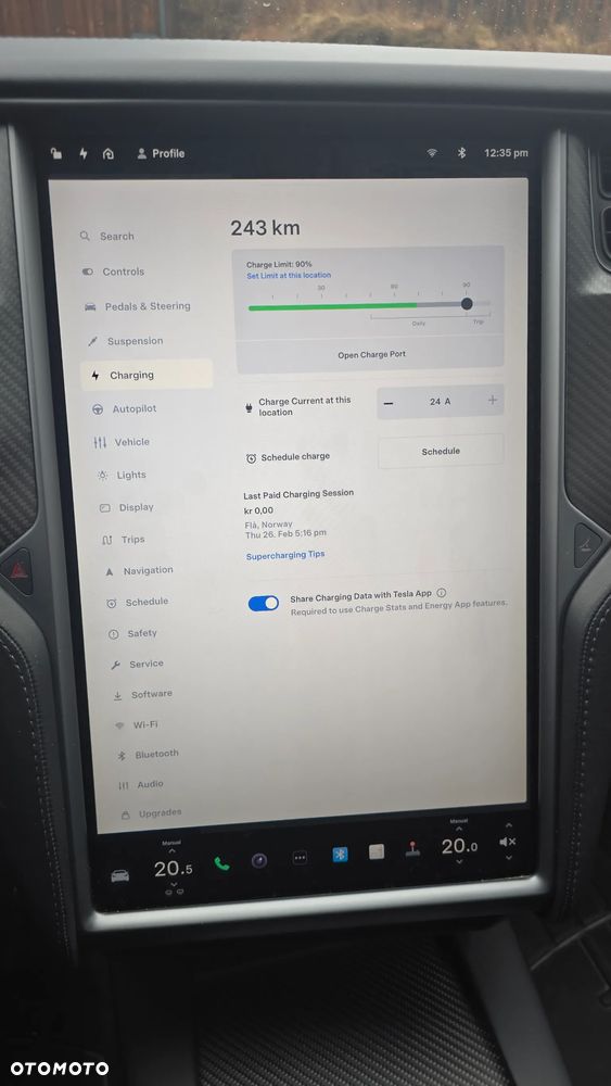 Tesla Model S - 21