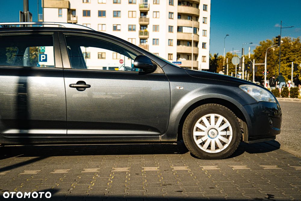 Kia Ceed 2008 photo 2