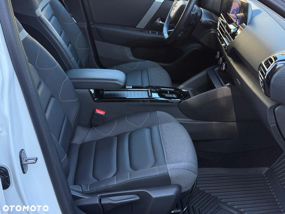 Citroën C4 BlueHDi 130 Stop&Start EAT8 MAX - 23