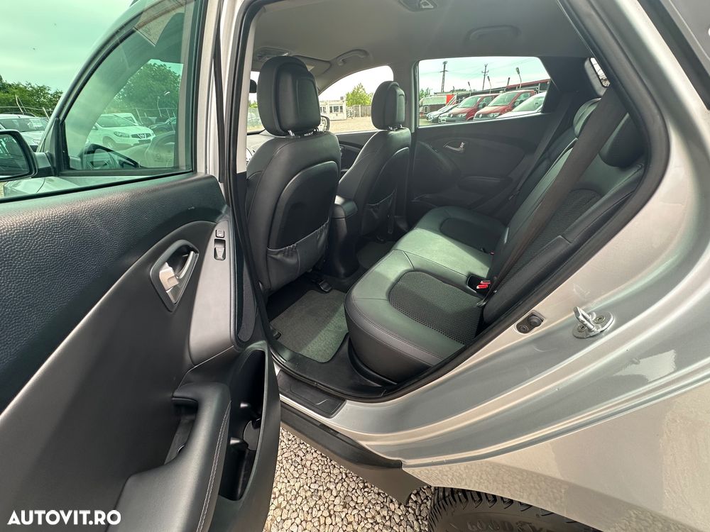 Hyundai ix35 2.0 CRDI 4WD Trend - 9