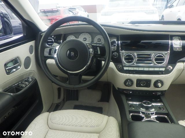 Rolls-Royce Ghost Standard - 22