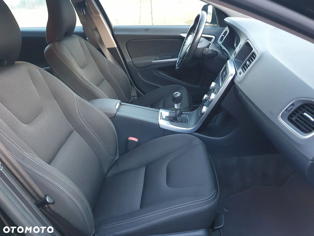 Volvo V60 - 14