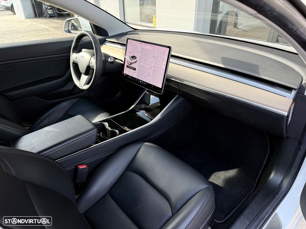 Tesla Model 3 Standard RWD Plus - 17
