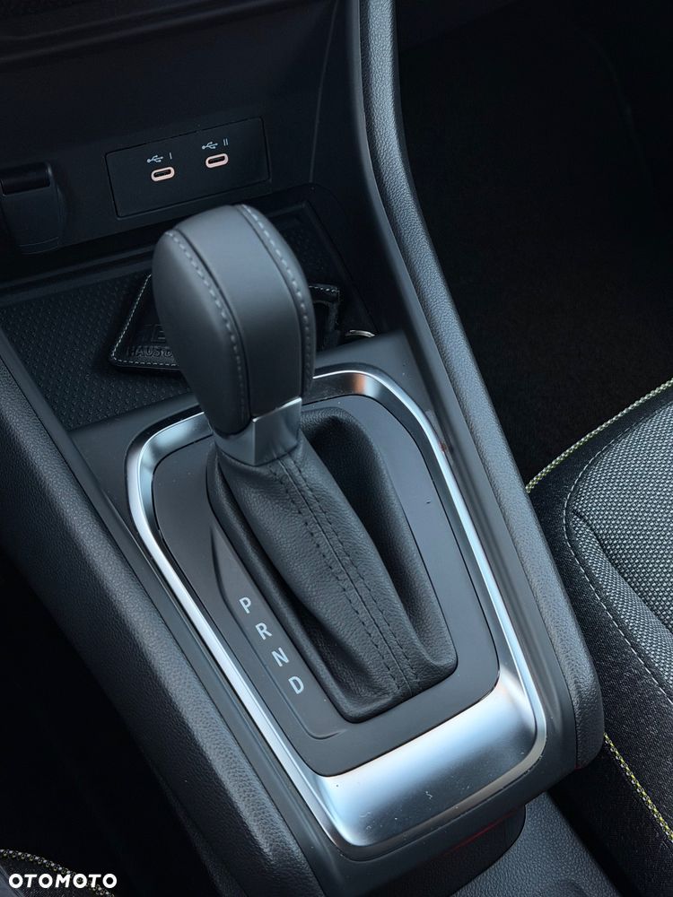 Renault Captur TCe Mild Hybrid 160 EDC EVOLUTION - 18