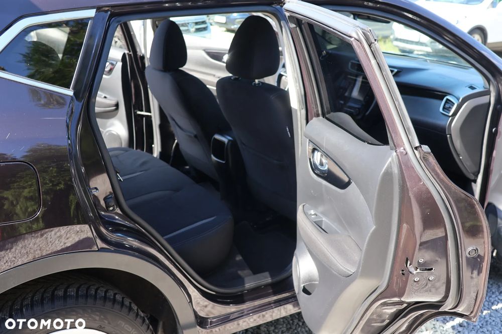Nissan Qashqai 1.2 DIG-T Acenta EU6 - 12