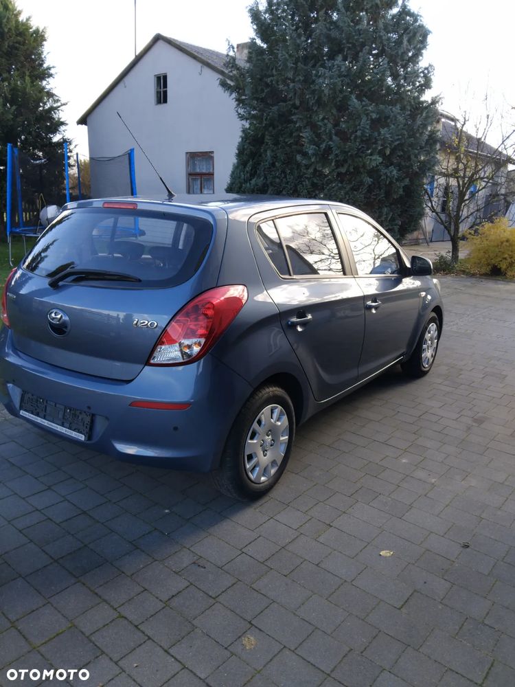 Hyundai i20 1.2 Trend - 14