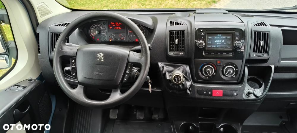 Peugeot BOXER 6 OSOBOWE BRYGADÓWKA L2H3 - 9
