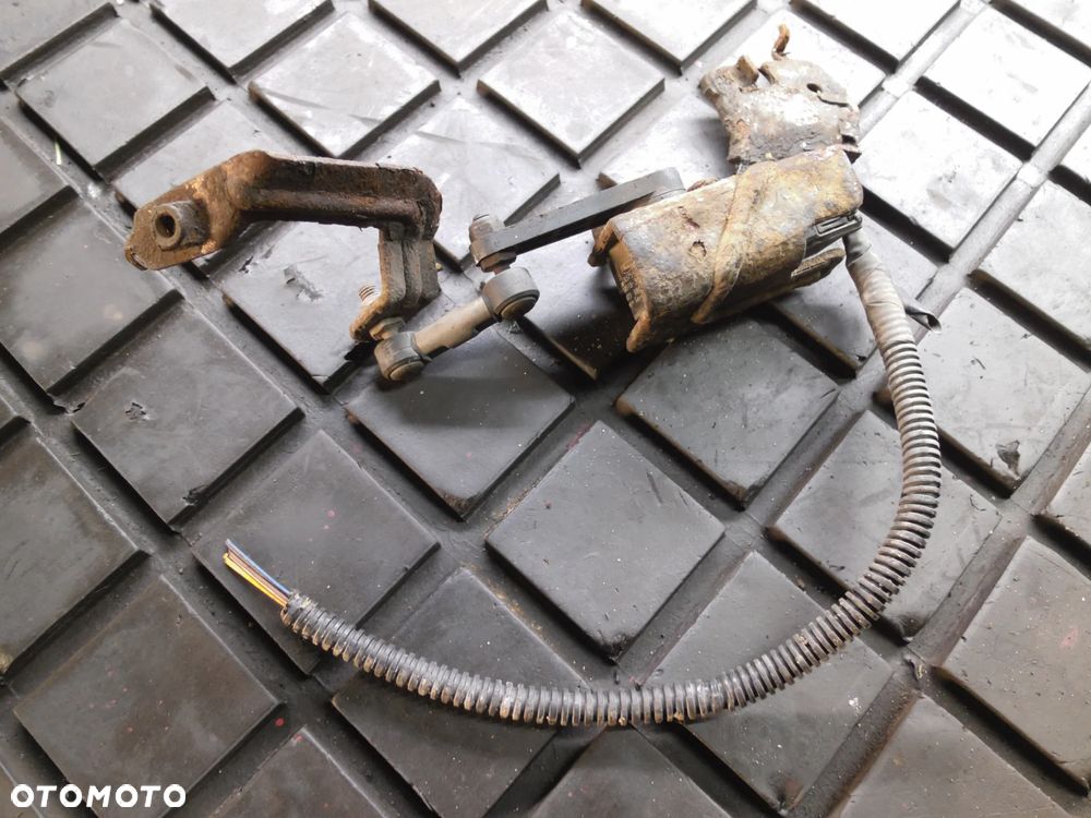 Czujnik Poziomowania Lamp XENON SAAB 9-3 II 93, Vectra C, Signum PRZÓD 0837596 - 1