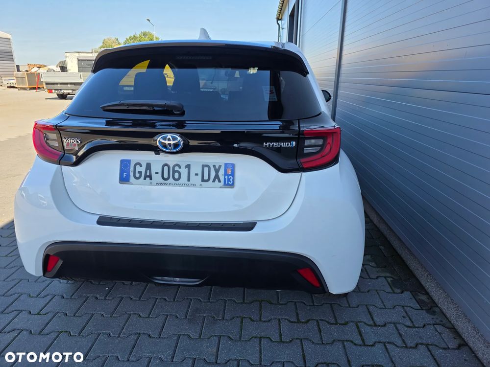 Toyota Yaris 1.5 Executive CVT - 8
