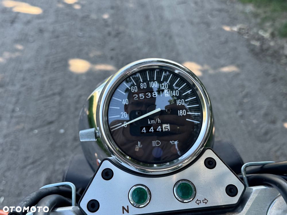 Suzuki VZ - 9