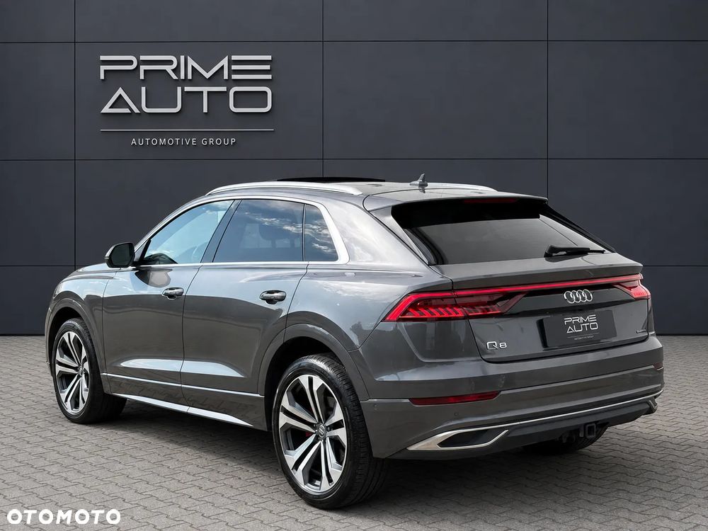 Audi Q8 - 9