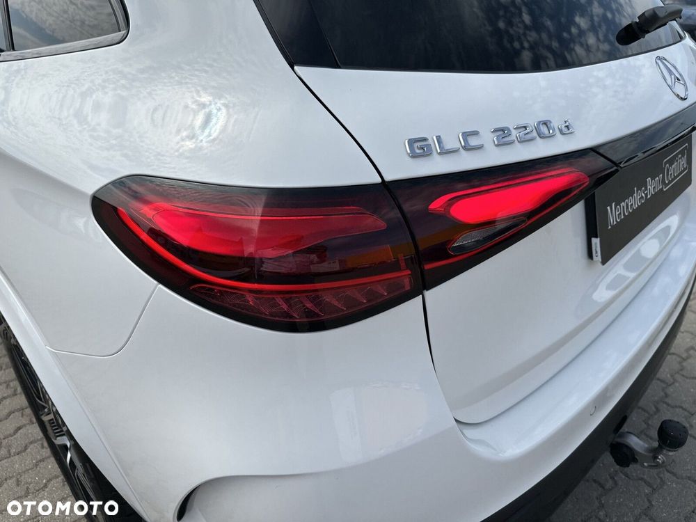 Mercedes-Benz GLC 220 d mHEV 4-Matic AMG Line - 11