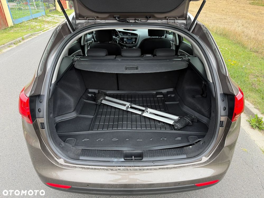 Kia Ceed 1.6 GDI DCT Platinum Edition - 13