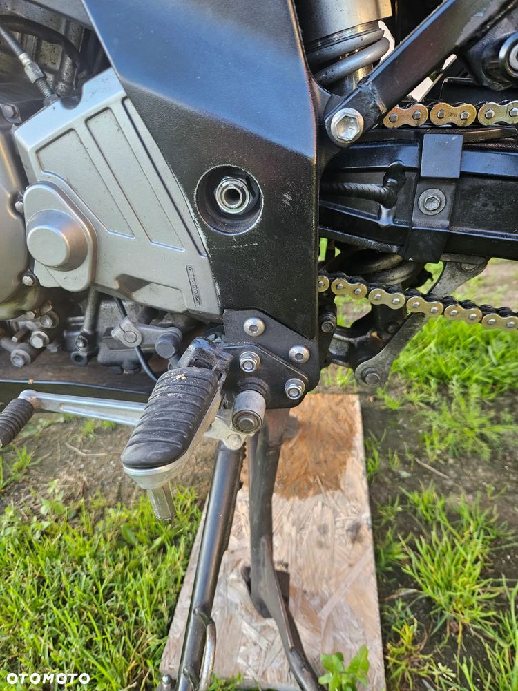 Suzuki V-STROM - 7