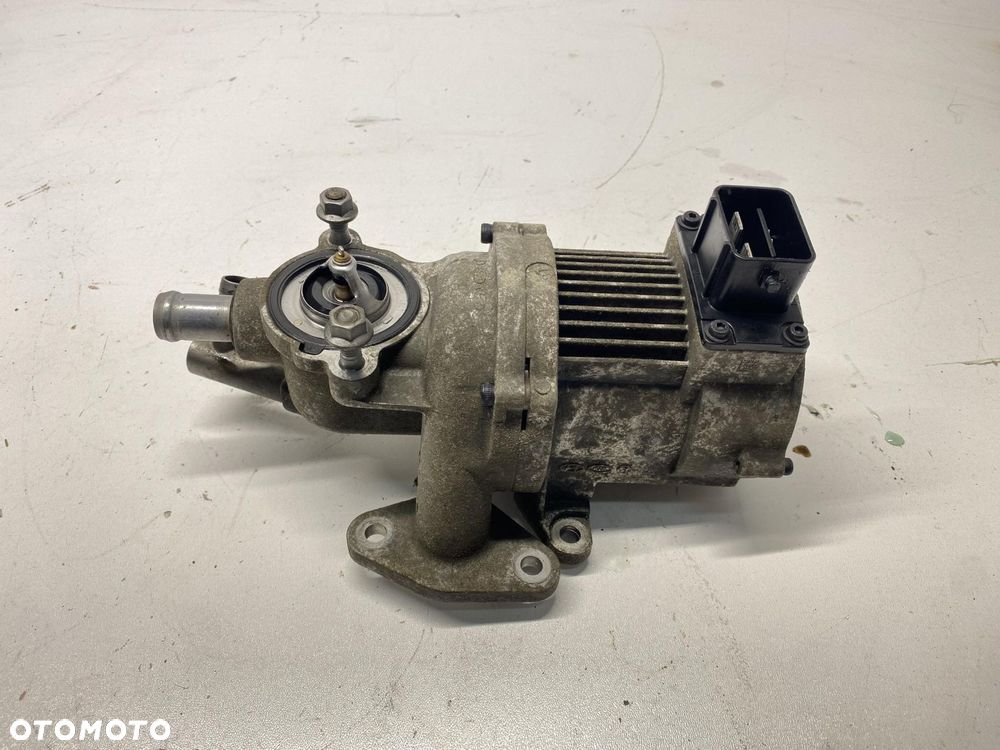 POMPA WODY KIA OPTIMA IV 2.0 BENZYA HYBRYDA G4NG 15- - 1