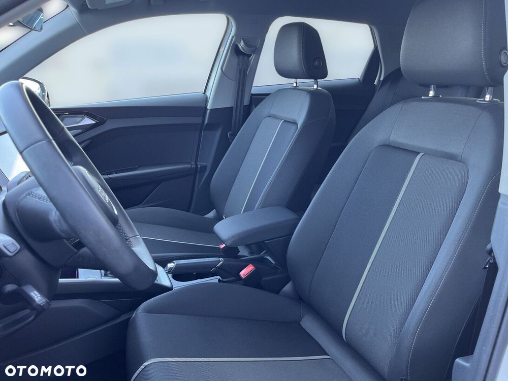 Audi A1 Sportback 30 TFSI Advanced S tronic - 14