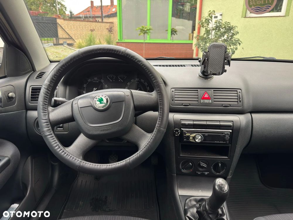 Skoda Octavia - 12