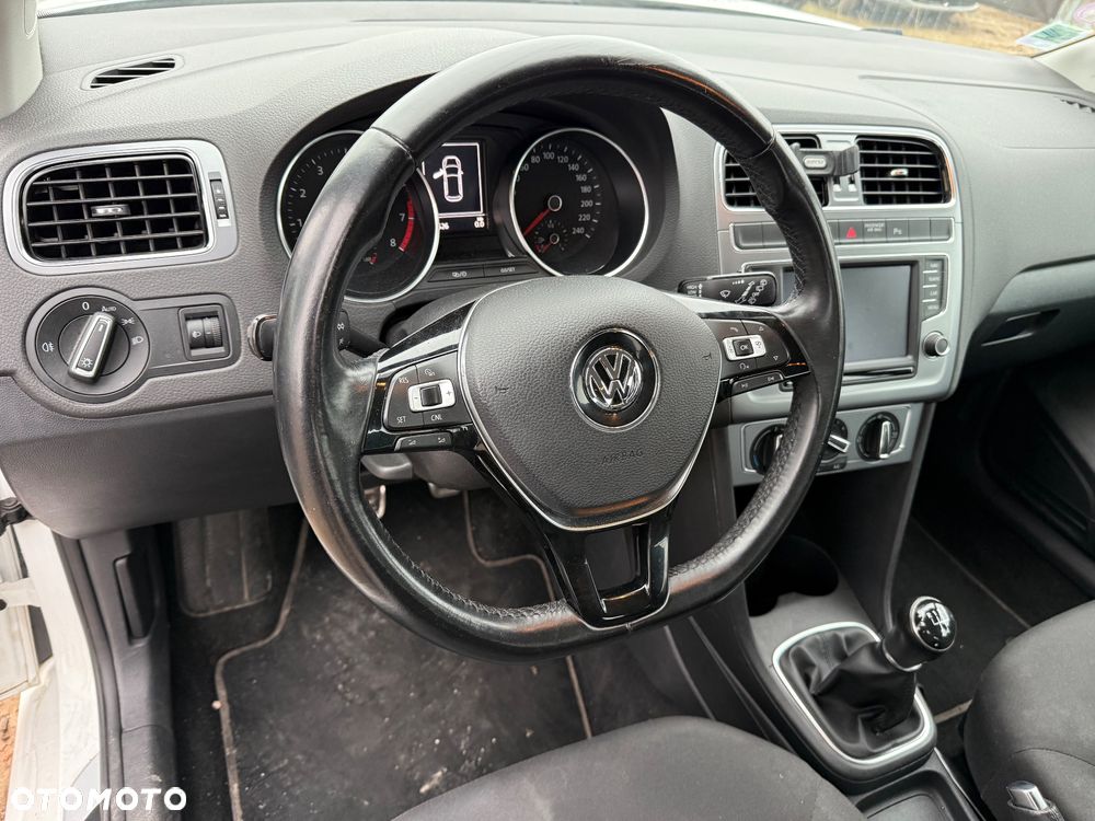 Volkswagen Polo 1.2 TSI Blue Motion Technology Allstar - 13