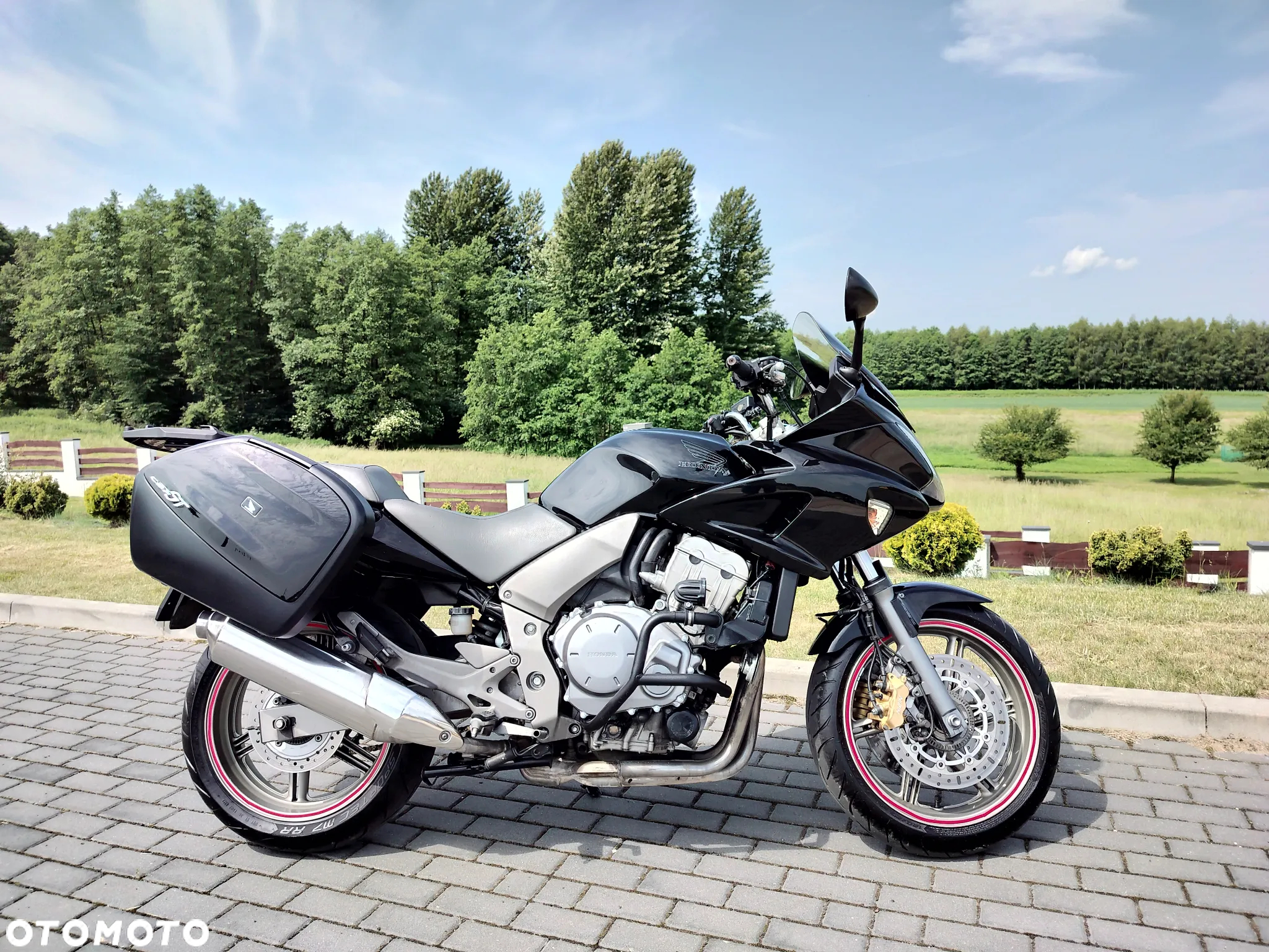 Honda CBF - 3