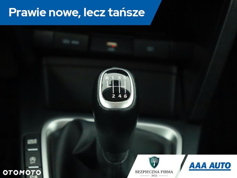 Kia Ceed - 12