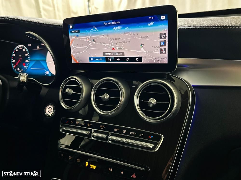 Mercedes-Benz GLC 300 e 4Matic - 25