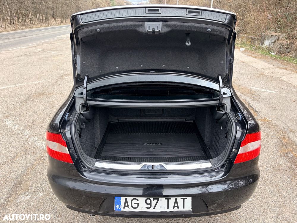 Skoda Superb 2.0 TDI Ambition DSG - 10