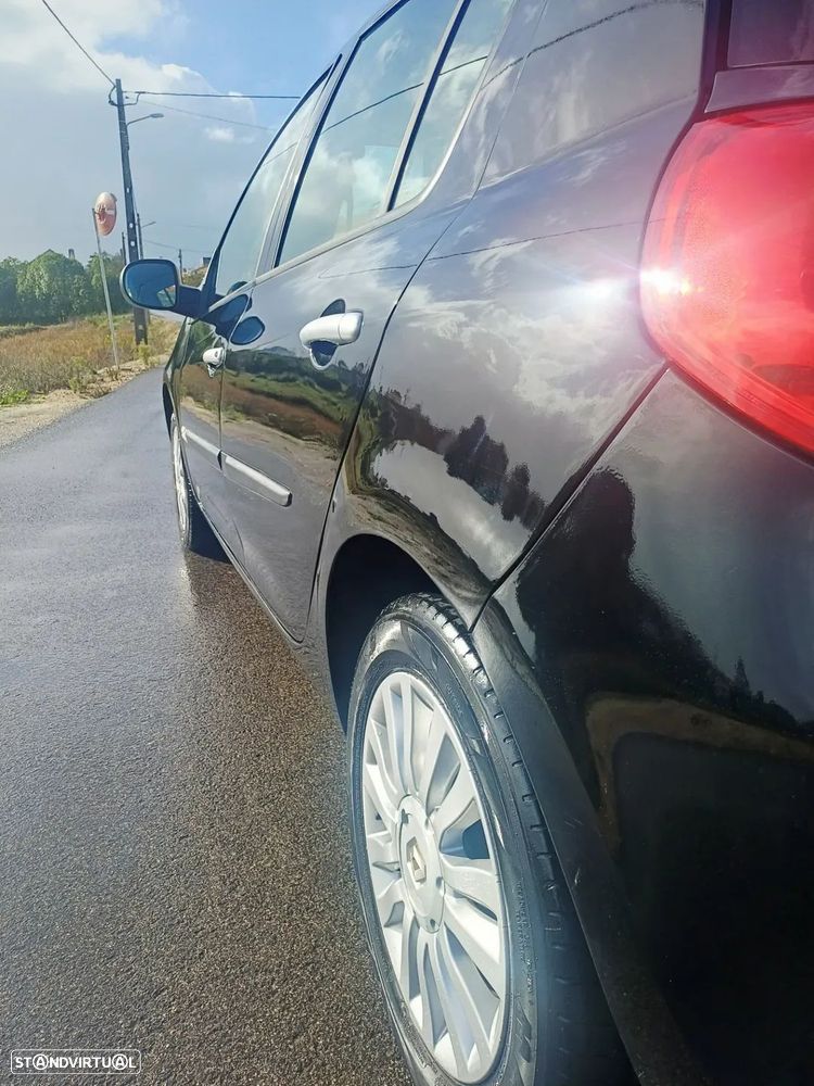 Renault Clio - 5