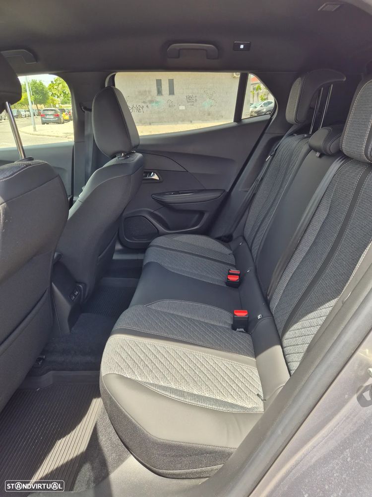 Peugeot 2008 1.2 PureTech Allure Pack EAT8 - 15