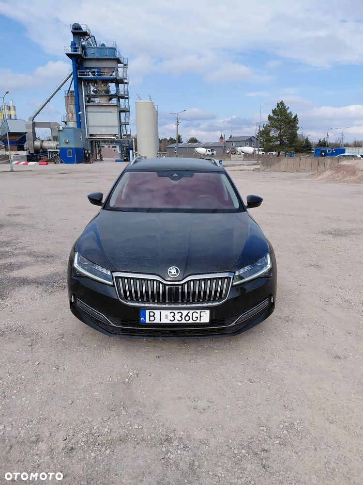 Skoda Superb 2.0 TDI SCR Style DSG - 1