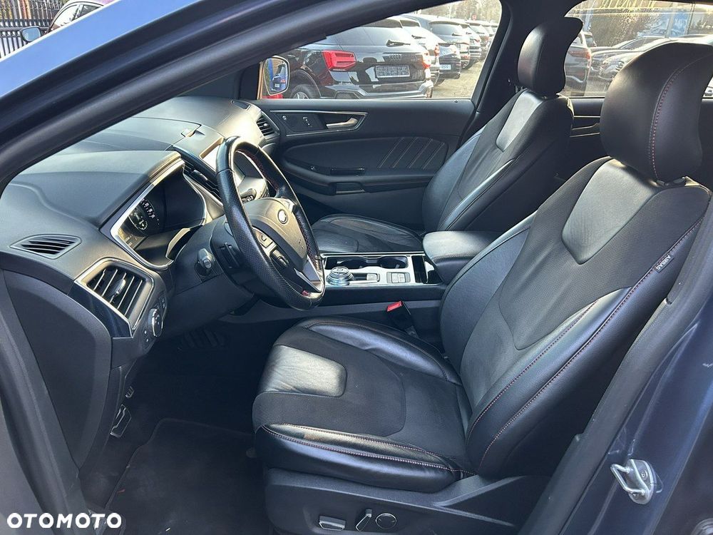 Ford Edge - 19
