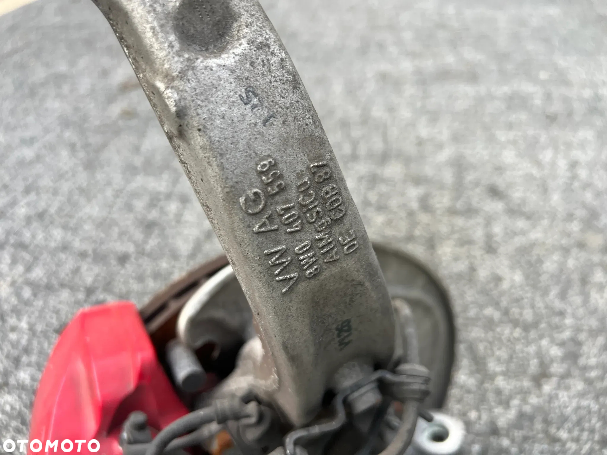 ZWROTNICA LEWA WAHACZ AMORTYZATOR AUDI A4 B9 A5 8W lift S LINE 8W0407559 - 12