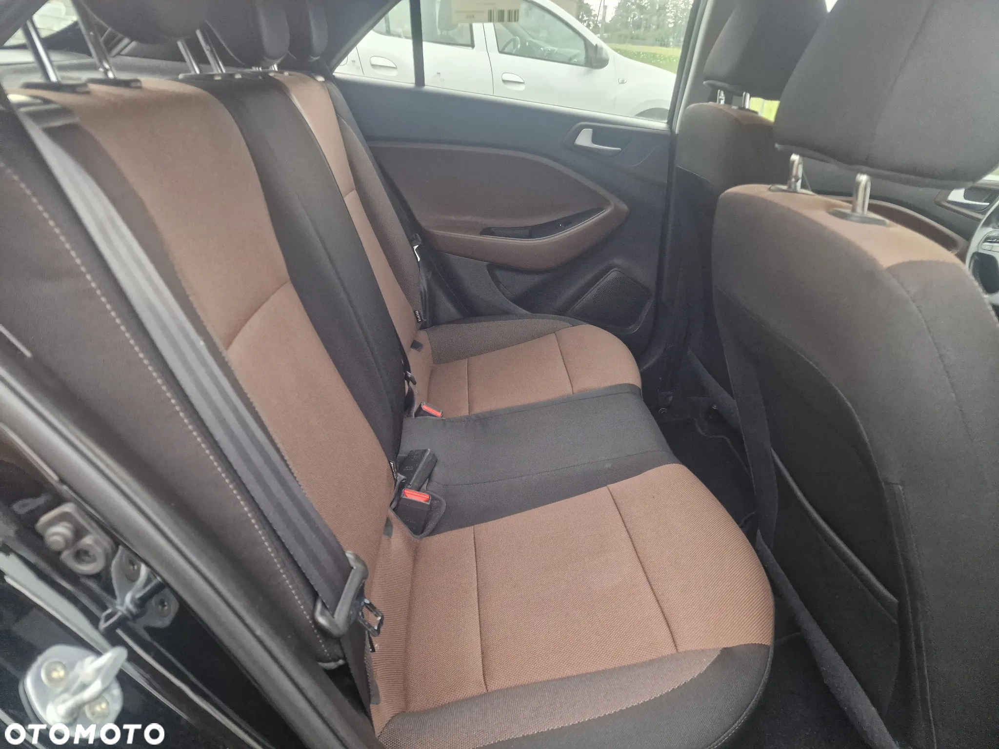 Hyundai i20 1.4 CRDi Active Premium - 9