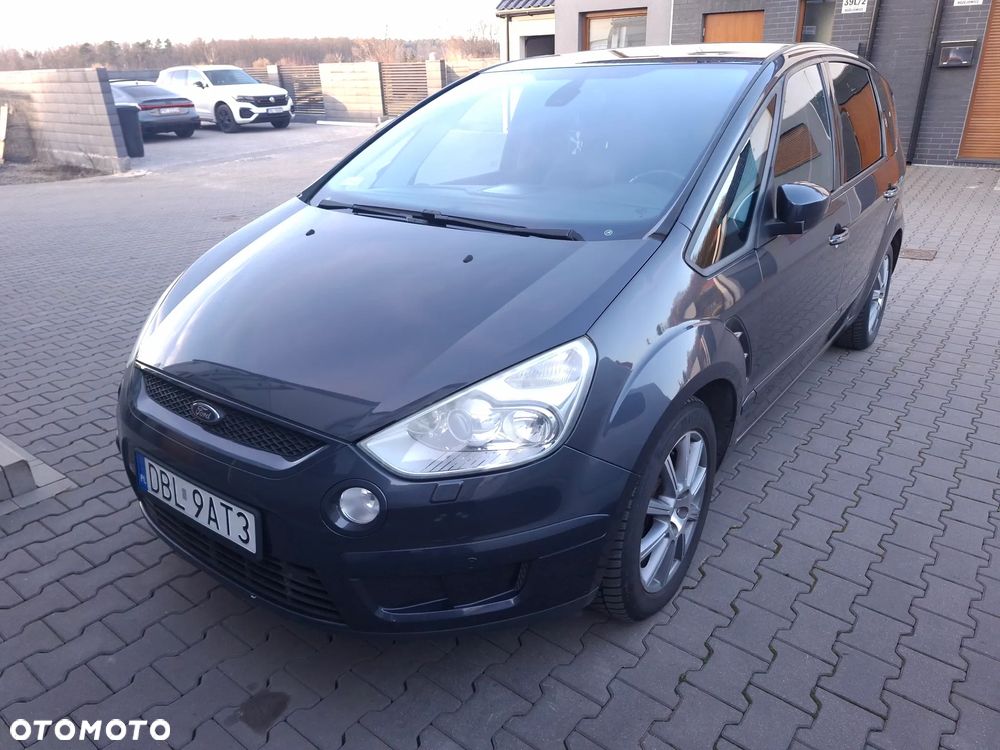 Ford S-Max - 23