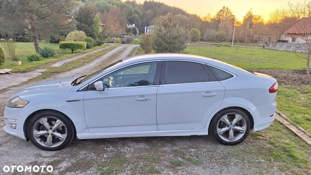 Ford Mondeo 2.0 TDCi Titanium - 19