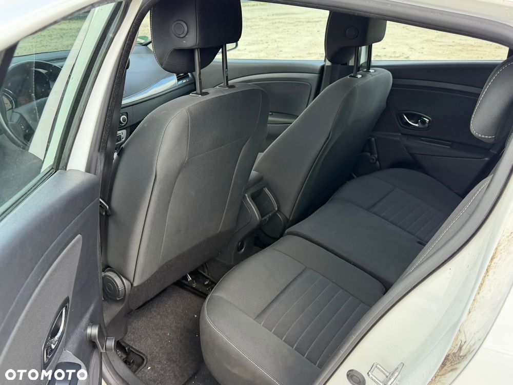 Renault Megane ENERGY TCe 130 Start & Stop LIMITED - 12