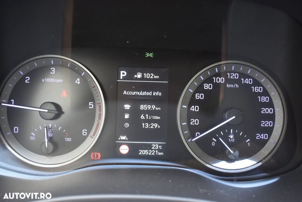 Hyundai Tucson blue 1.6 CRDi 2WD DCT Premium - 26
