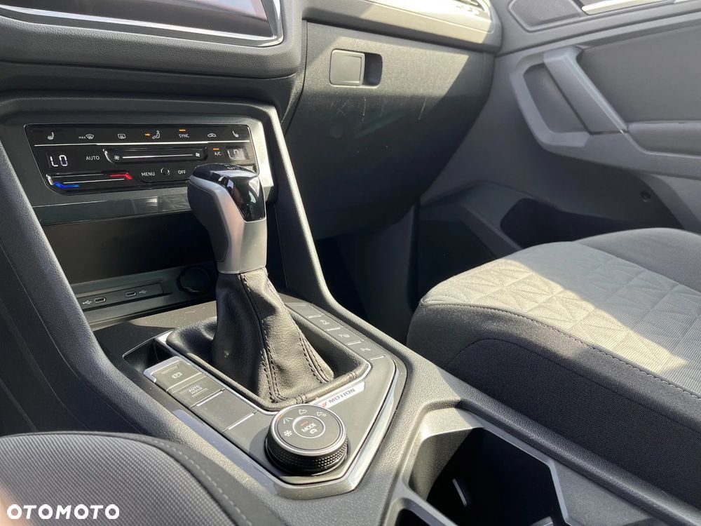 Volkswagen Tiguan 2.0 TDI SCR 4Mot Life DSG - 36