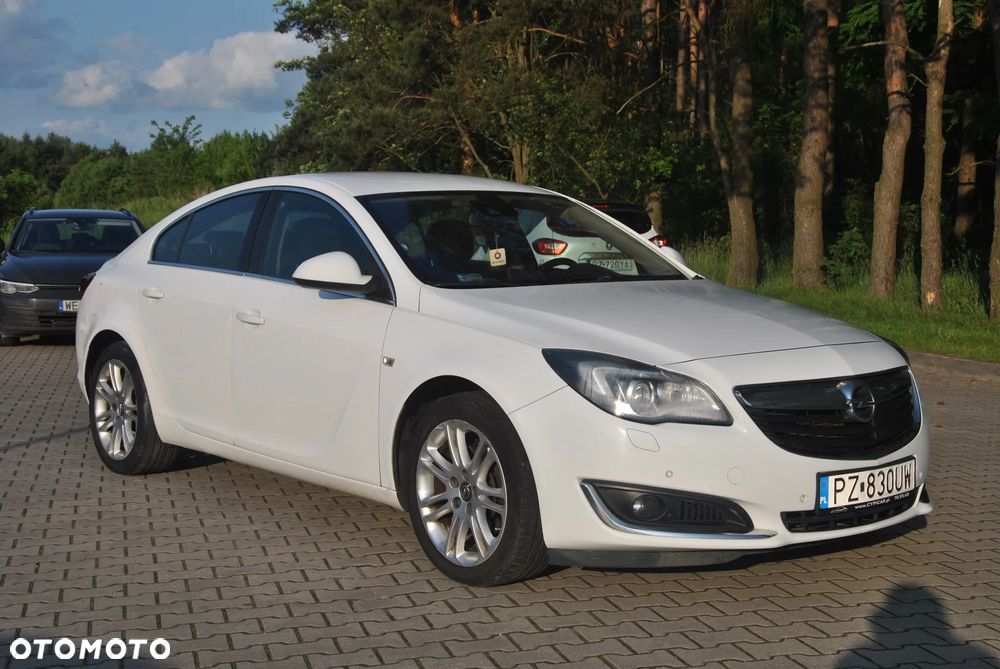 Opel Insignia - 1