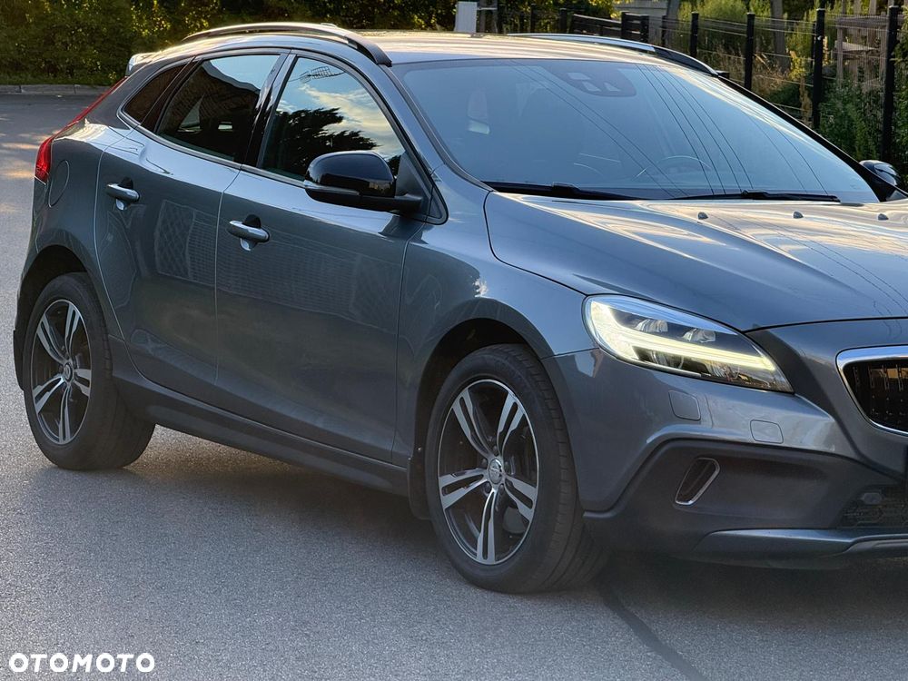 Volvo V40 Cross Country D3 Geartronic Momentum - 3