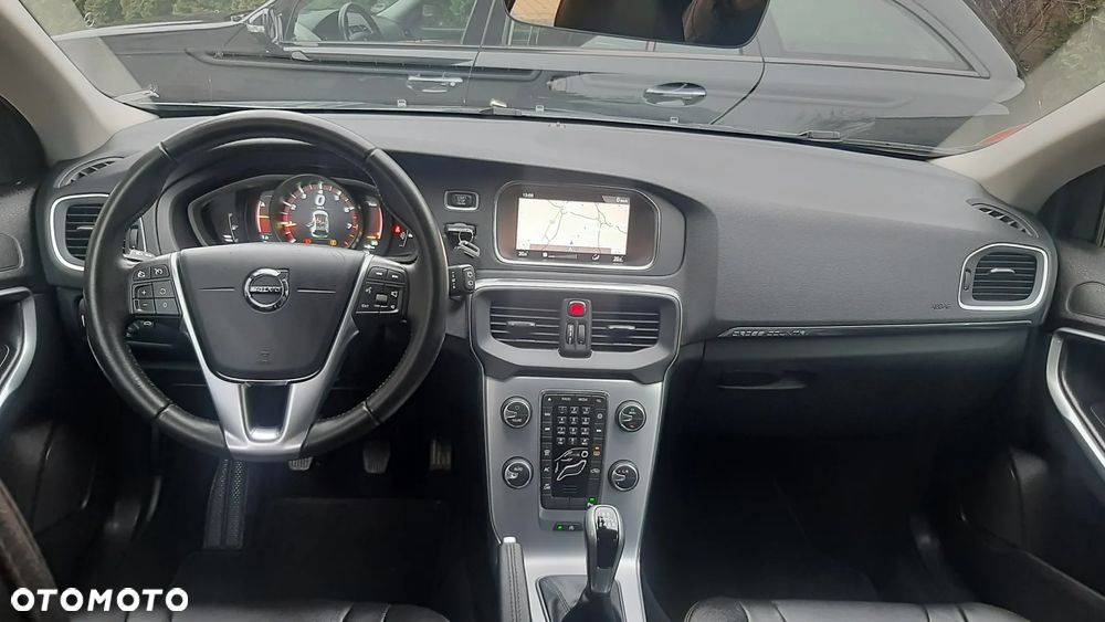 Volvo V40 Cross Country T3 - 19