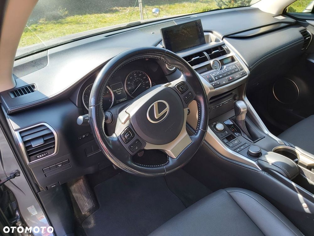 Lexus NX 200t Elegance 2WD - 6