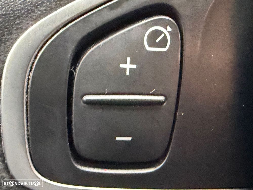 Renault Clio 0.9 TCe Limited - 19