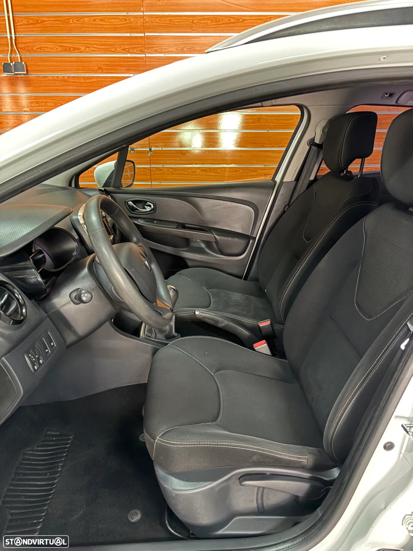 Renault Clio Sport Tourer 0.9 TCE Dynamique S - 7