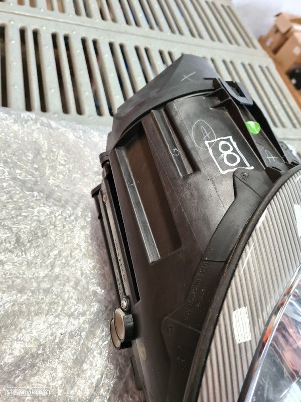 Farol Frente Esquerdo / Otica Esquerda Porsche 911 (997)  99763105703 - 9