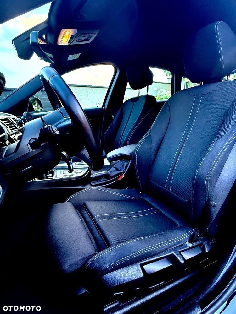BMW Seria 3 320i xDrive M Sport - 10